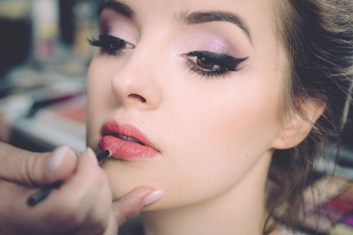 Braut Make-up selber machen: 10 Tipps